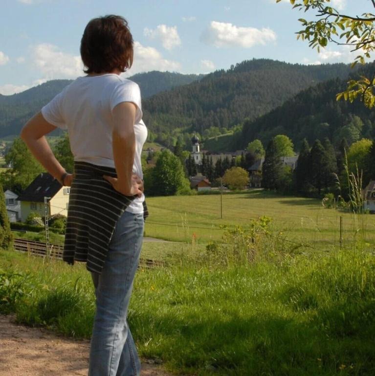 Oberbauernhof - Wohnung "Am Garten" -- Moderne Fewo Im Schoenen Schwarzwaldhaus กูทอัค ภายนอก รูปภาพ